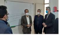 دکتر خزایی معاون بهداشت از مرکز بهداشت و مراکز تجمیعی واکسیناسیون شهر بهار بازدید کردند