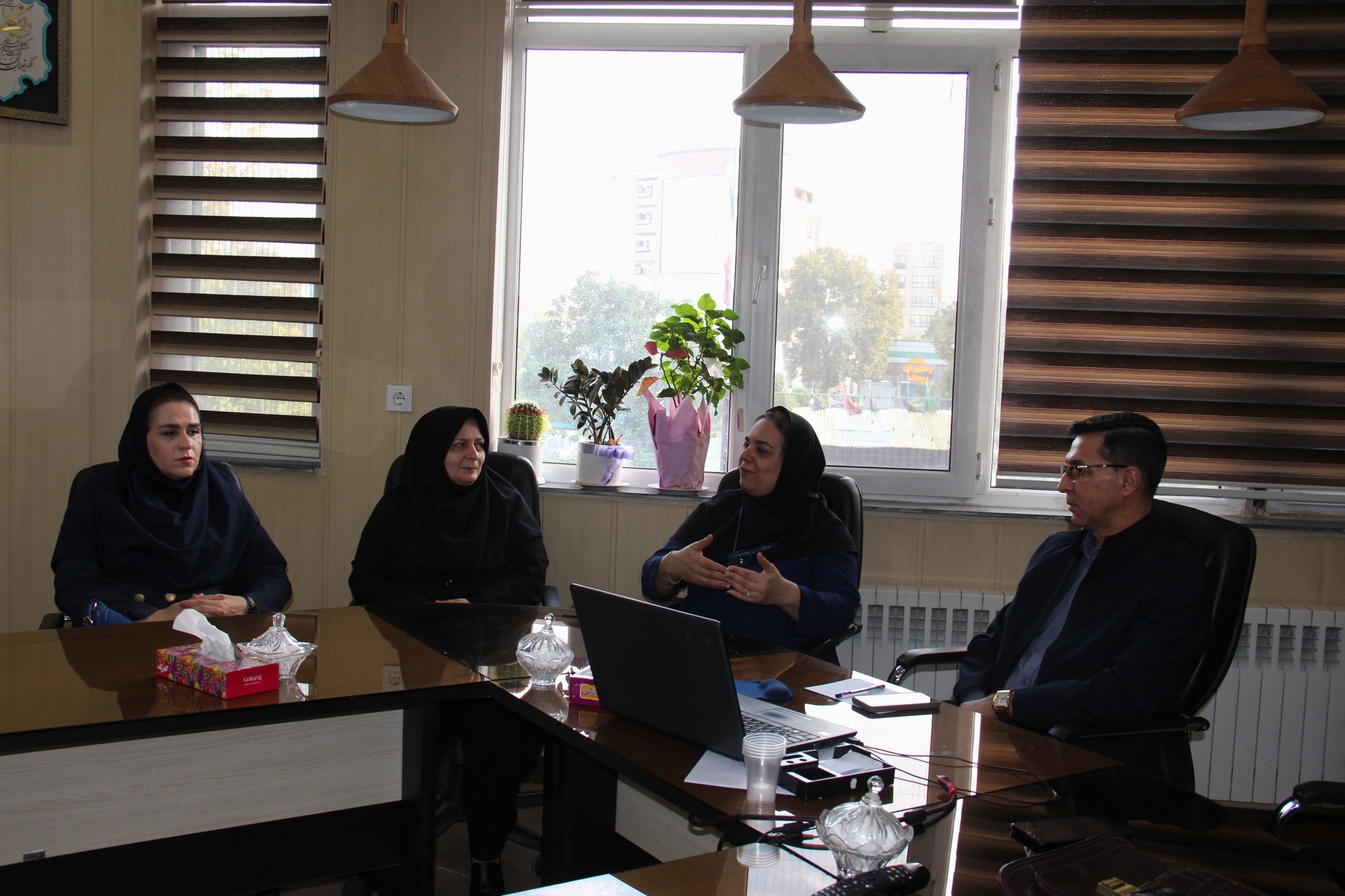 بازنگری در طرح‌های گسترش شبکه‌های بهداشتی-درمانی در دانشگاه علوم پزشکی همدان/تمرکز بر پاسخگویی به تغییرات جمعیتی و جغرافیایی